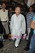 Bollywood pays homage to Aamir Khan_s father Tahir Hussain in Bandra, Mumbai on 3rd Feb 2010 (53).JPG